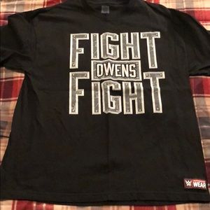 WWE Kevin Owens T-Shirt
Size: XL
Worn 1-2 times